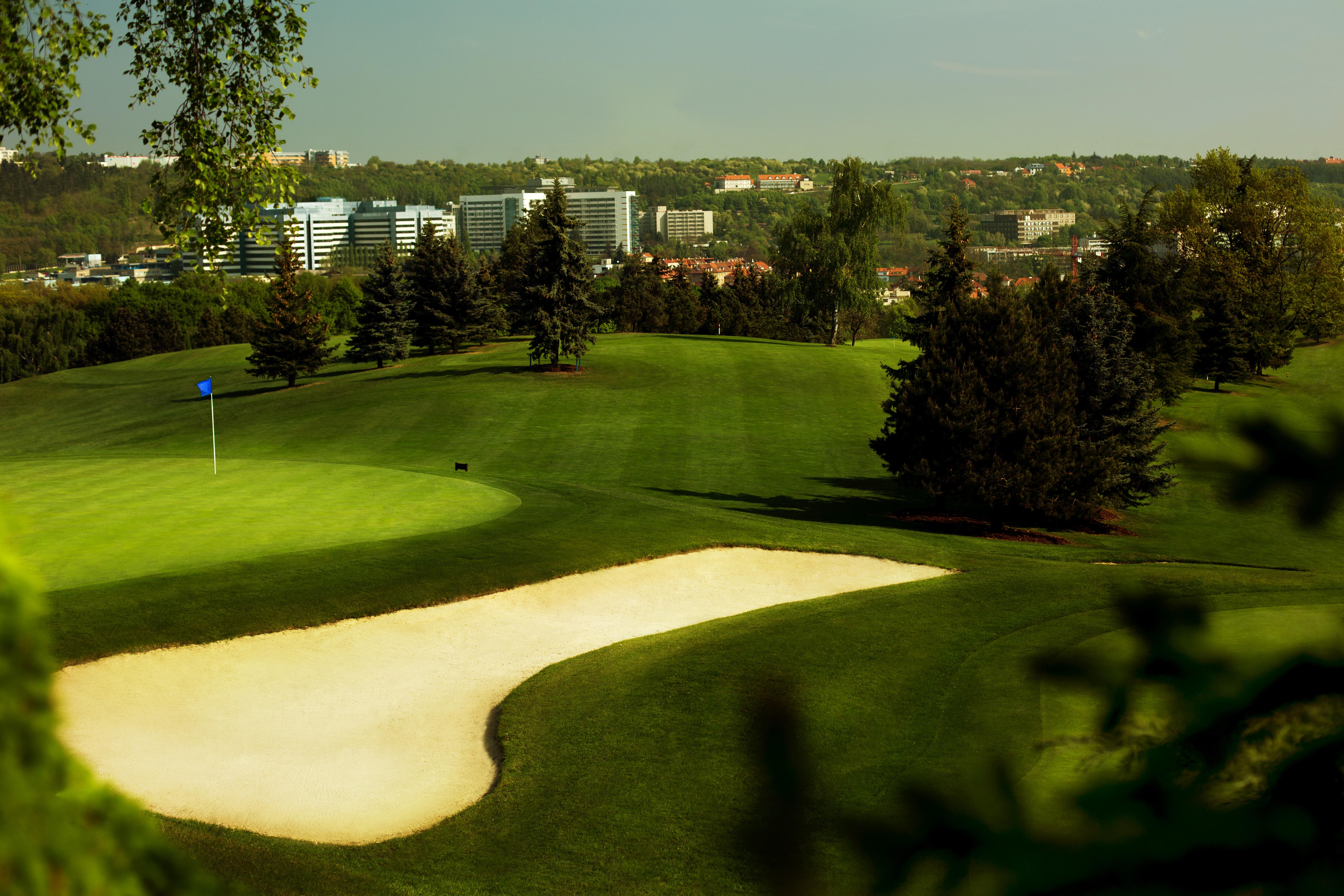 Hotel Golf Prague Exterior photo