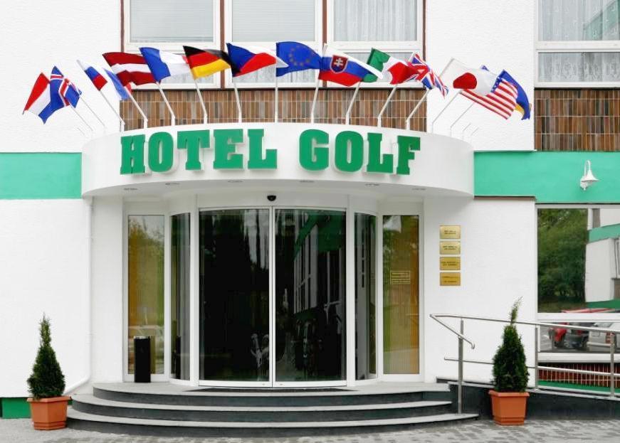 Hotel Golf Prague Exterior photo